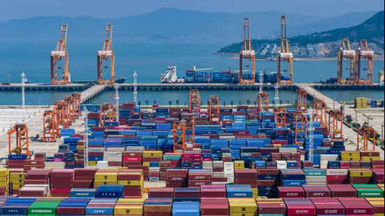 温州港状元岙港区新增两大泊位正式投运，年吞吐能力提升超百万标箱