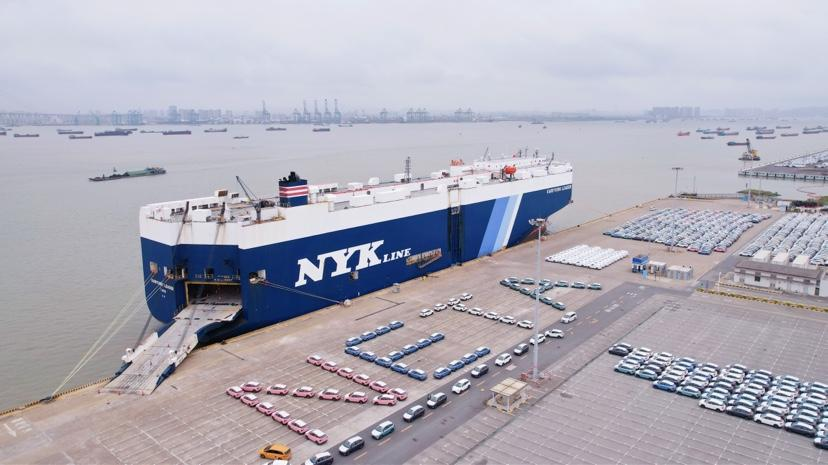 滚装船再三启航，新能源汽车海运出口大增